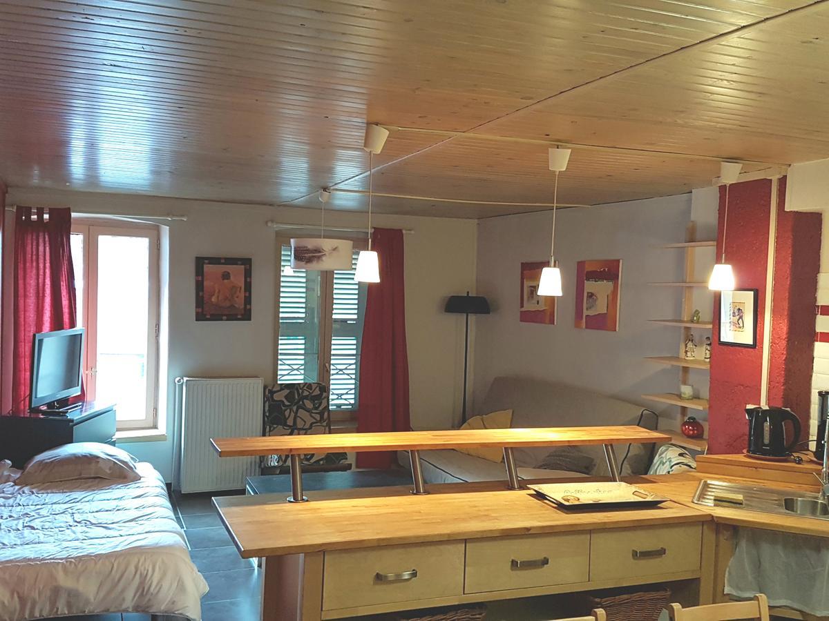 Home Nantua Studio Meubles Ain-Jura Exterior photo