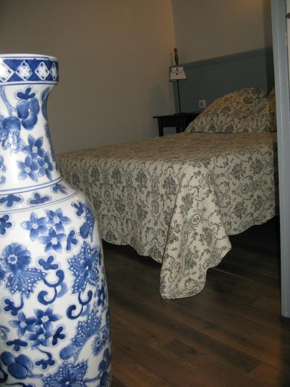 Home Nantua Studio Meubles Ain-Jura Room photo